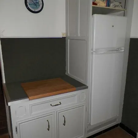 Jugu Avec Jardin Apartment