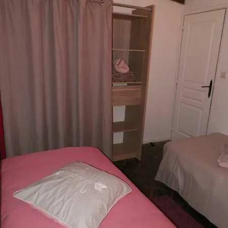 Апартаменты Jugu Avec Jardin